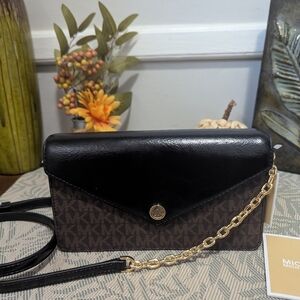 Sold Sold Out Michael Kors Jet crossbody wallet purse